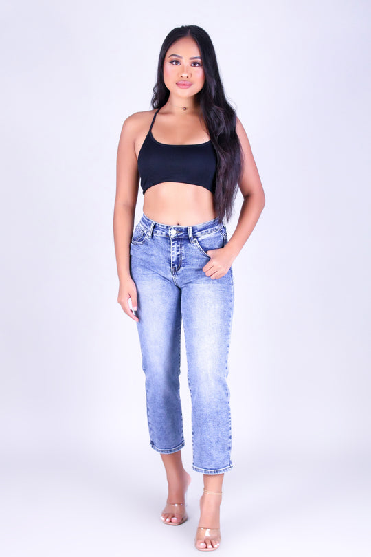 LET ME HELP YOU CROPPED JEANS