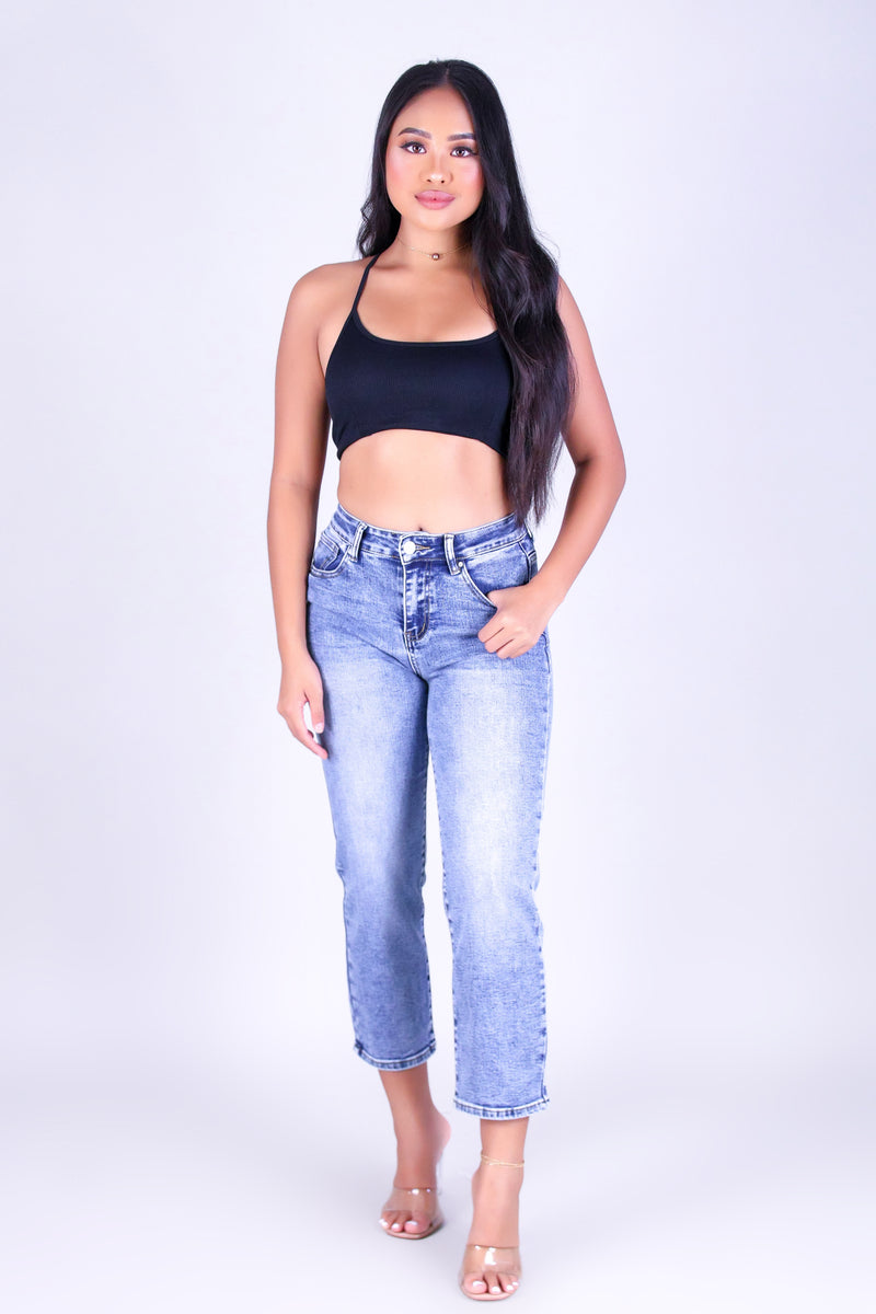 LET ME HELP YOU CROPPED JEANS