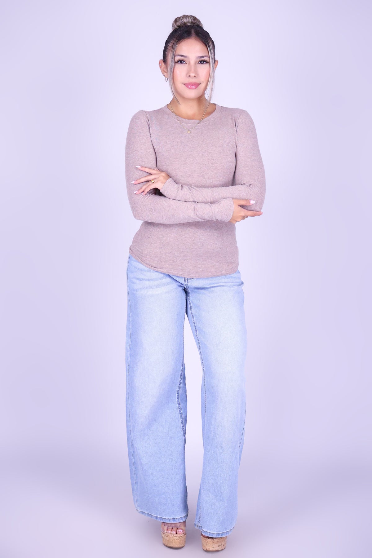 THE ESSENTIAL LONG SLEEVE TOP