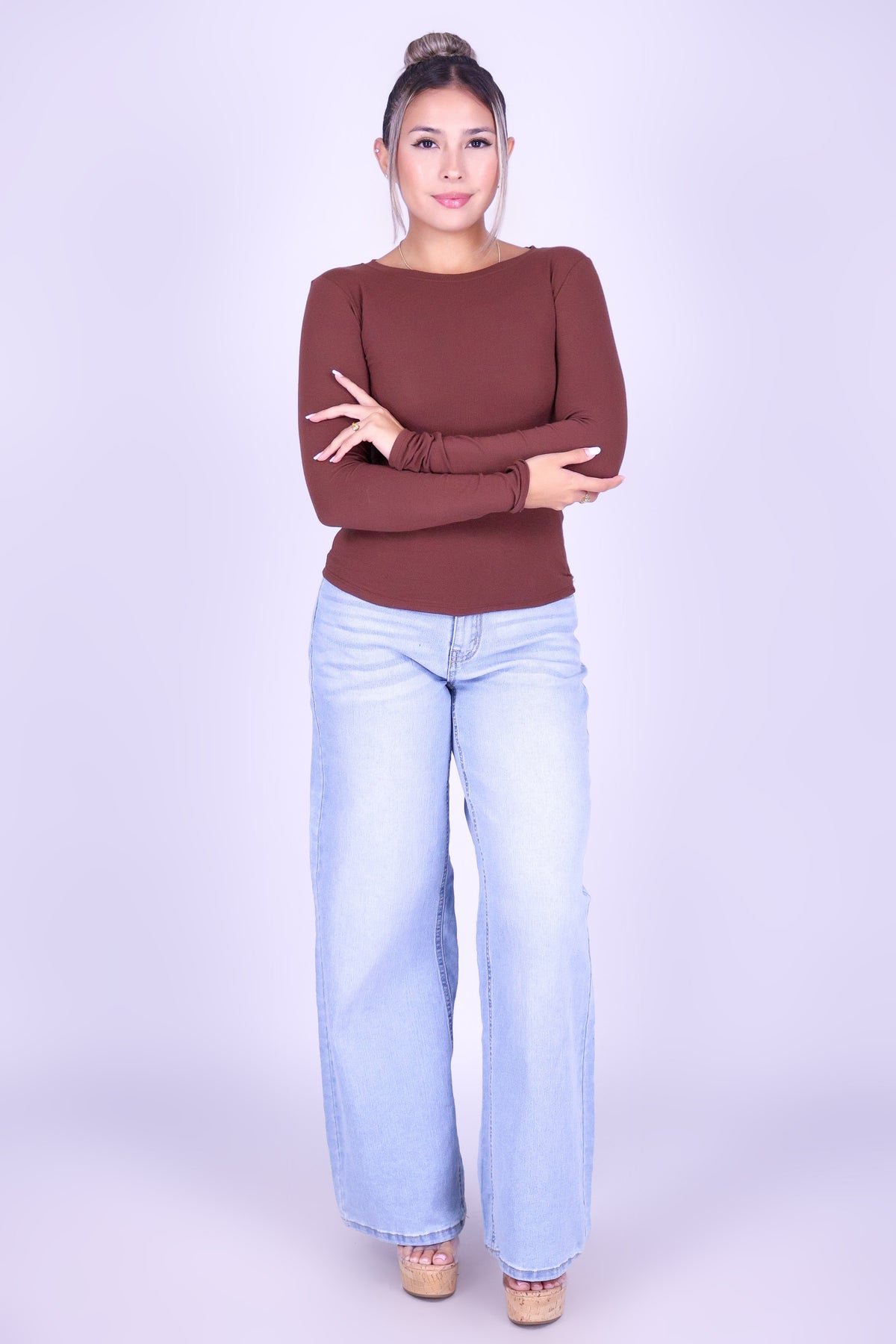 THE ESSENTIAL LONG SLEEVE TOP