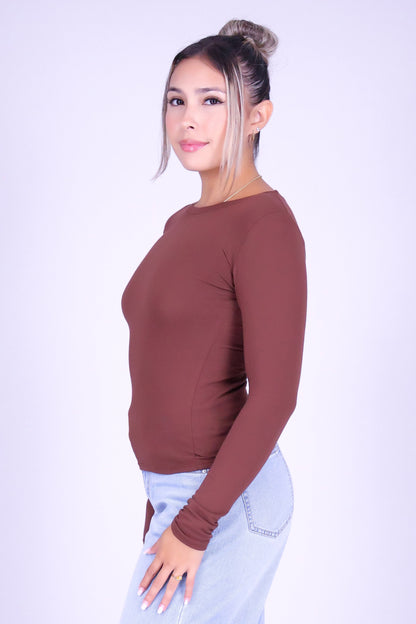 THE ESSENTIAL LONG SLEEVE TOP
