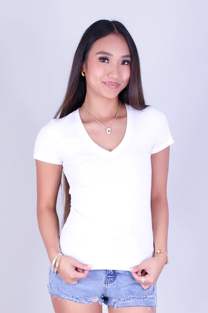 EASY TO LOVE BASIC TEE