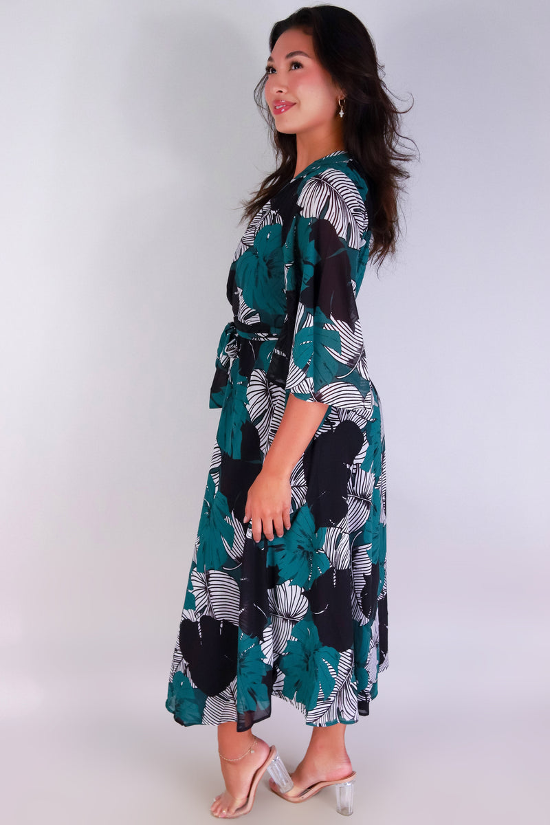 Jeans Warehouse Hawaii - SLEEVE SHORT PRINT DRESSES - SWAY SOCIETY DRESS | By HYFVE