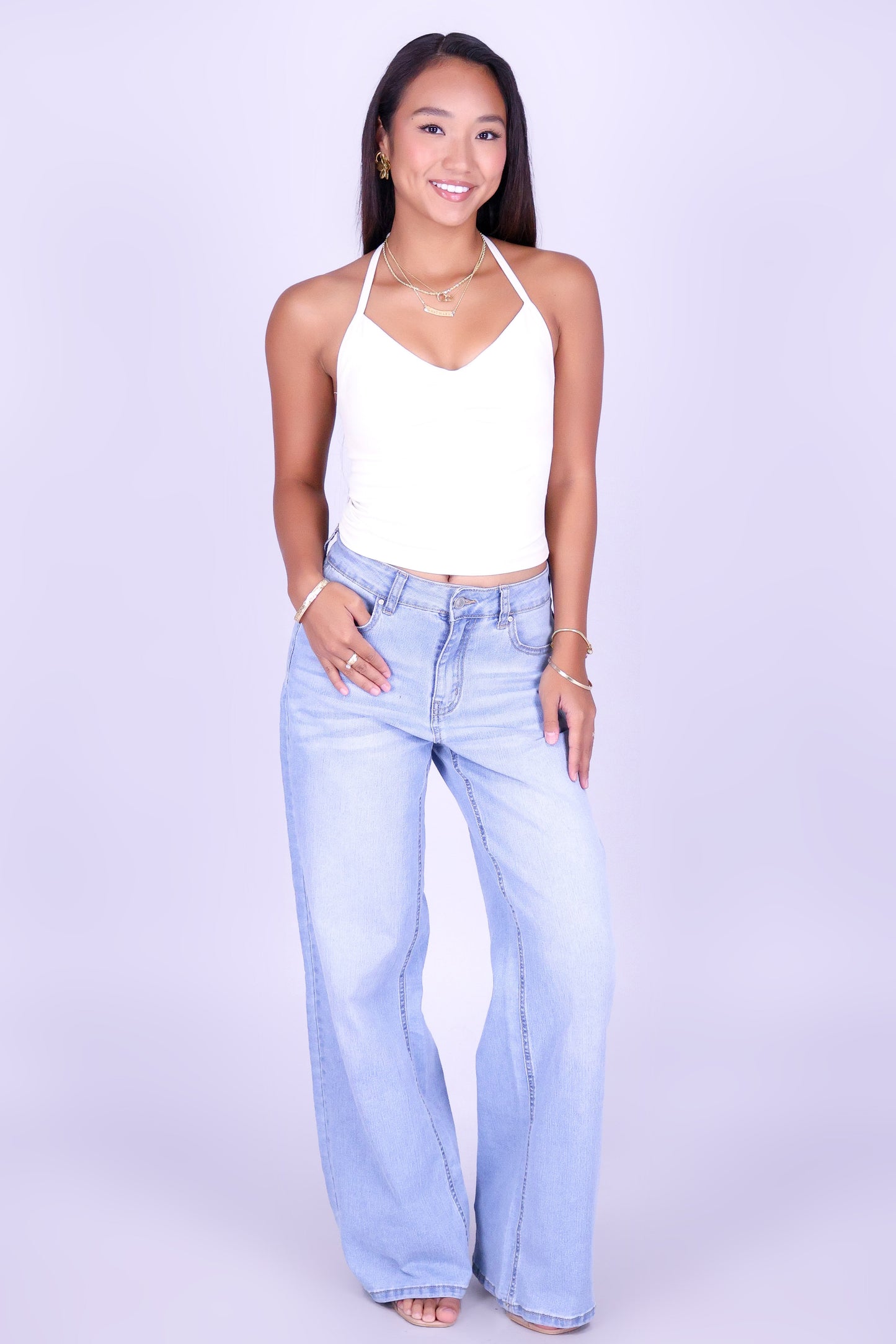 PRETTY FIT HALTER TOP
