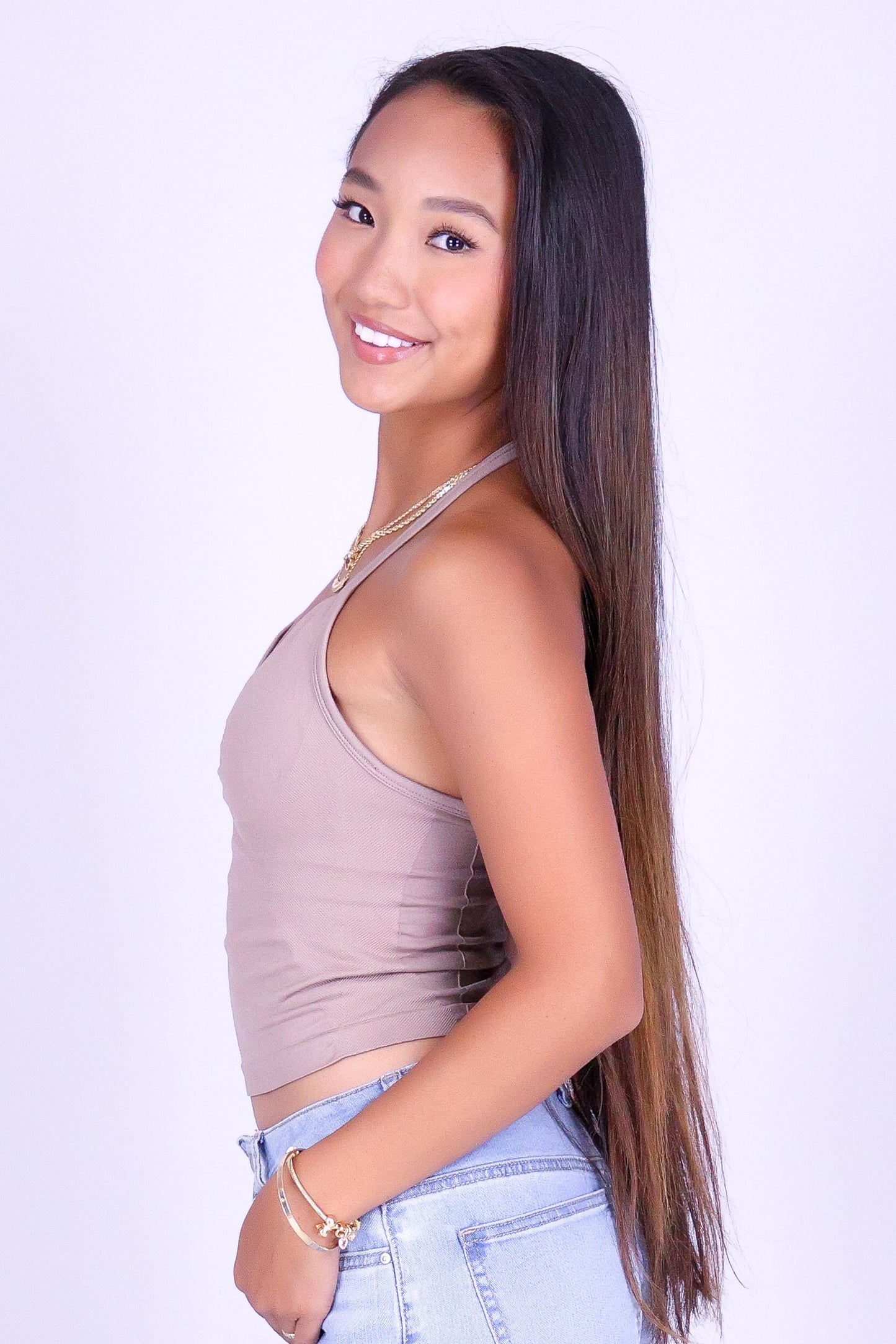 PRETTY FIT HALTER TOP
