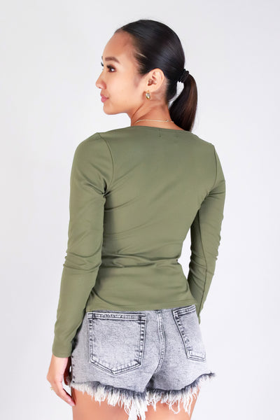 THE GO-TO LONG SLEEVE TOP