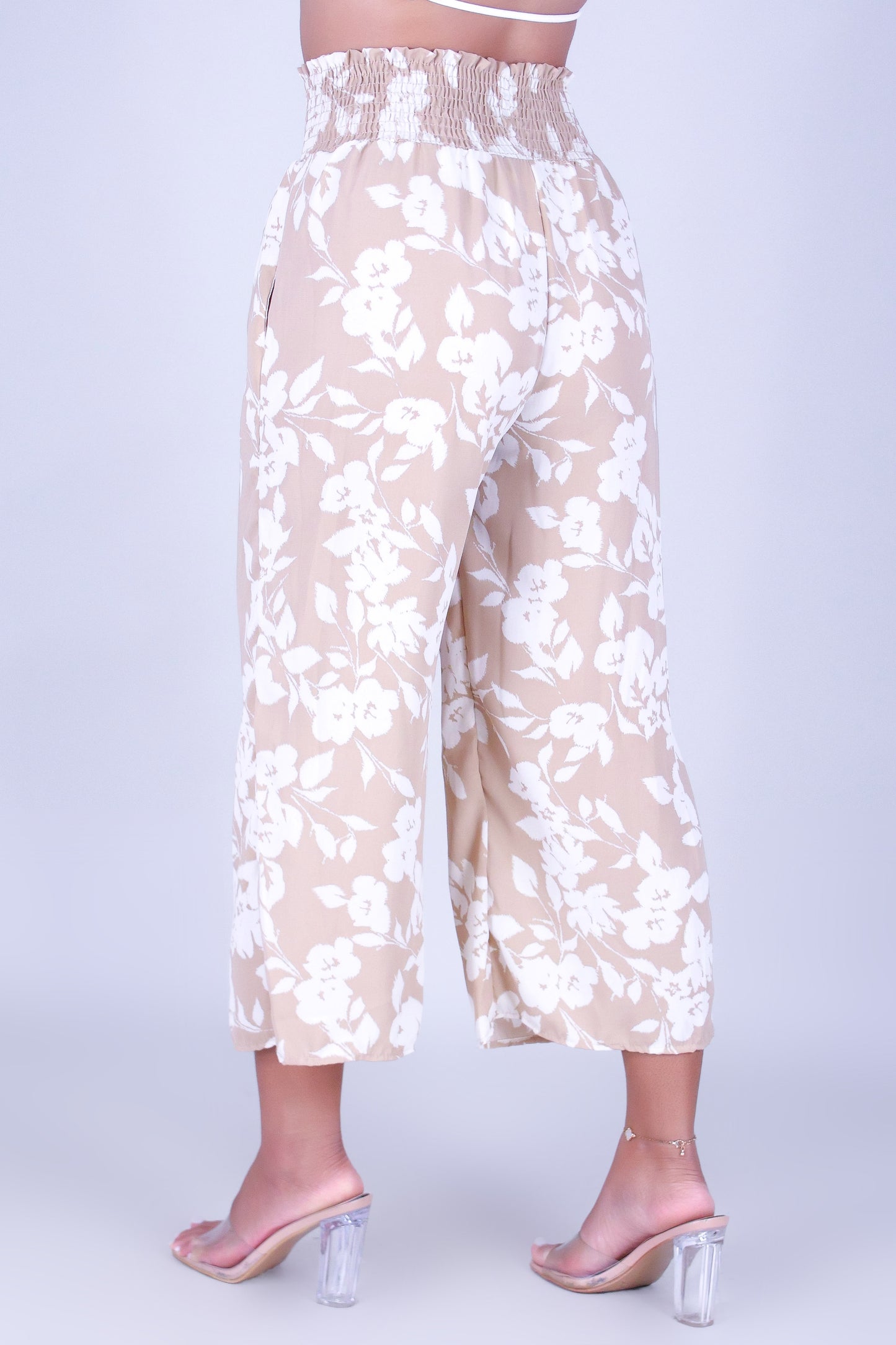 SECRET GARDEN CAPRI'S