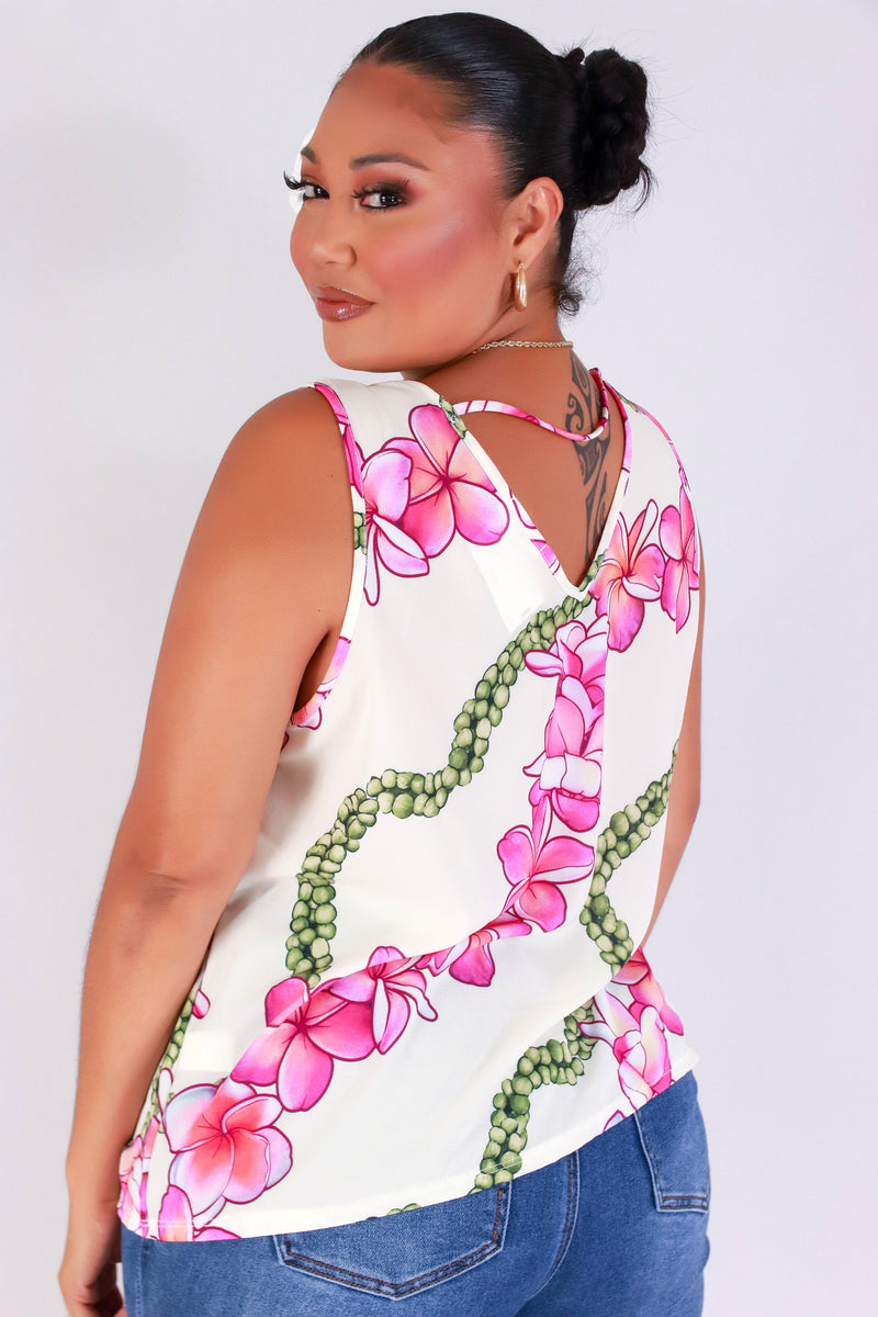 Jeans Warehouse Hawaii - PLUS S/L PRINT WOVEN TOPS - PLUMERIA MOKIHANA TOP | By LUZ