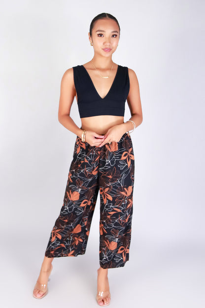 DRAWN TO BLOOM CAPRI'S