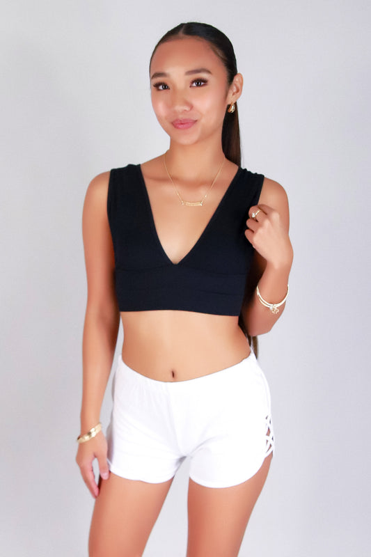 MAKE HIM JEALOUS SHORTS