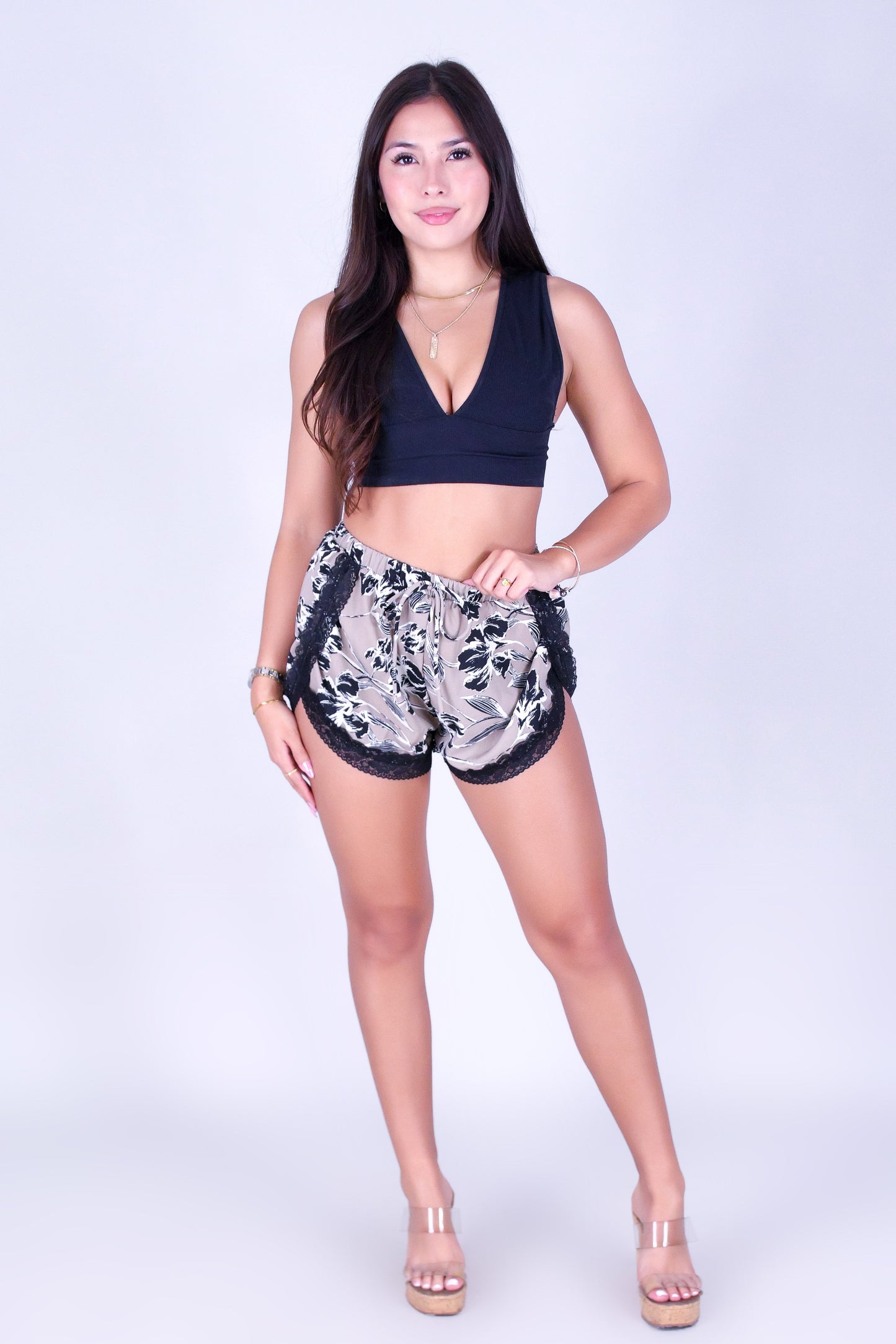 WHISPER BLOOM SHORTS
