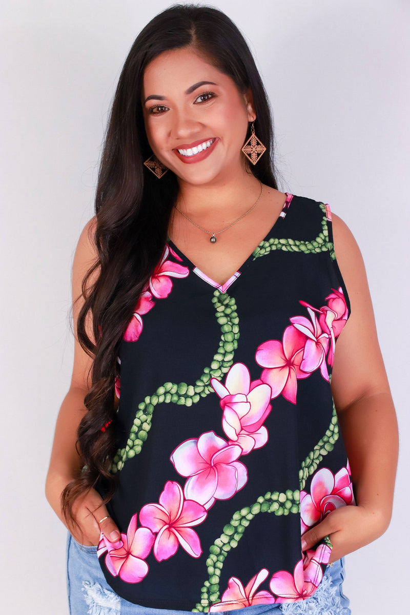 Jeans Warehouse Hawaii - PLUS S/L PRINT WOVEN TOPS - PLUMERIA MOKIHANA TOP | By LUZ