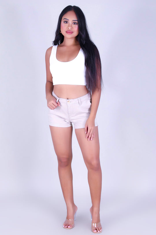 TAILORED EASE SHORTS