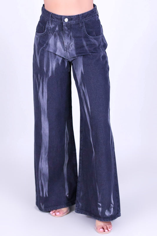 WIDE OUT DENIM JEANS