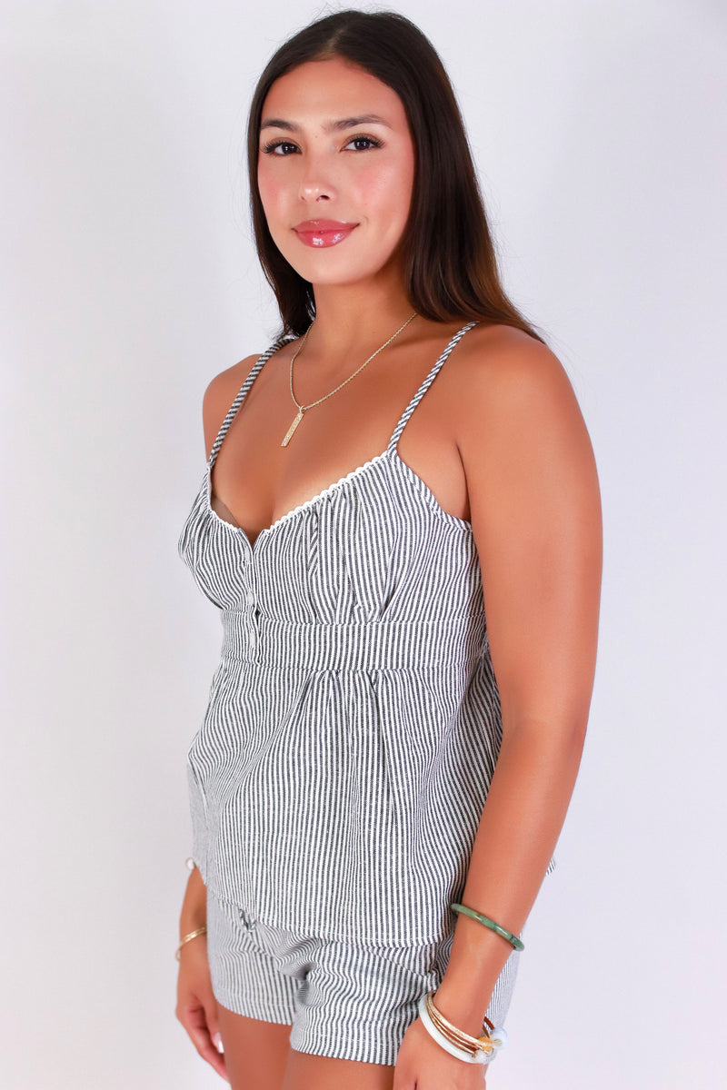 Jeans Warehouse Hawaii - MATCHING SEPARATES - BOLD MOVES TOP | By STYLE MELODY
