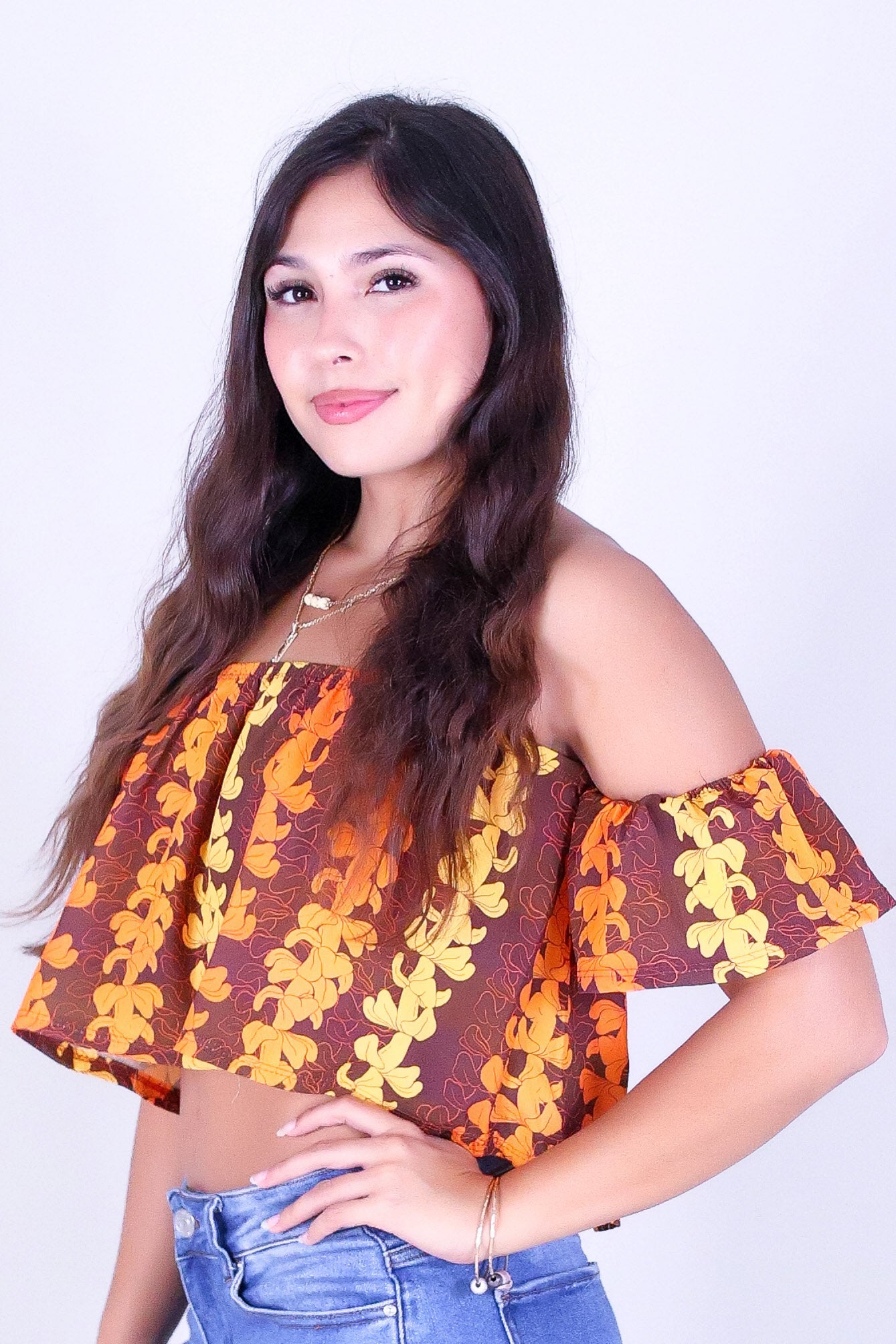 PUAKENIKENI OUTLINE OFF SHOULDER TOP
