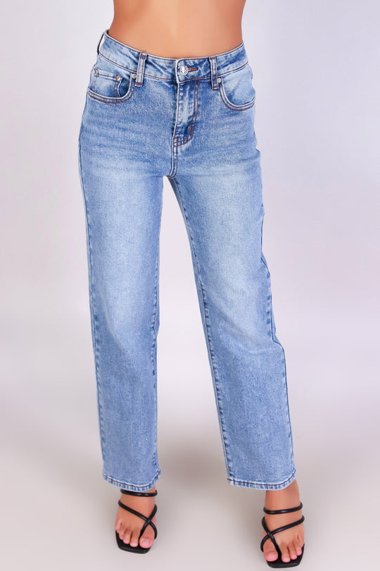 THE CLEAN-CUT JEANS
