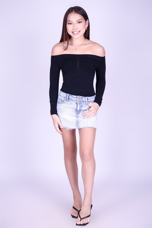 IN THE RIGHT PLACE OFF SHOULDER BODYSUIT