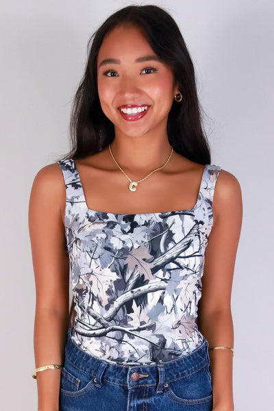 Jeans Warehouse Hawaii - SL PRINT - HUNTING CAMO SQUARE NECK TOP | By LUZ