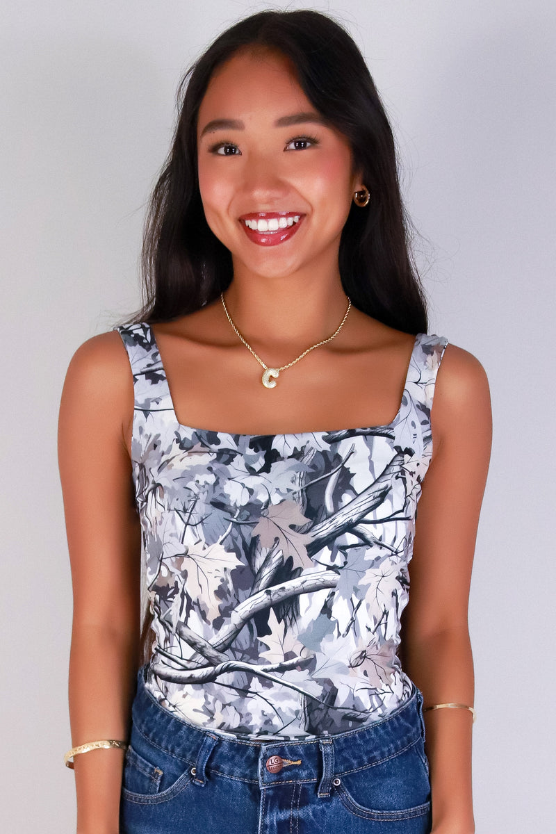 Jeans Warehouse Hawaii - SL PRINT - HUNTING CAMO SQUARE NECK TOP | By LUZ