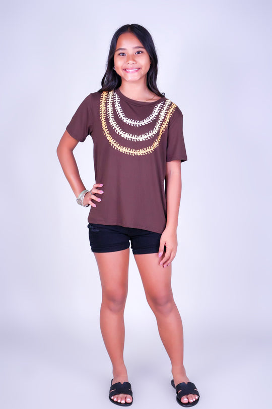 PUAKENIKENI 3 STRAND LEI TEE | KIDS SIZE 2-16
