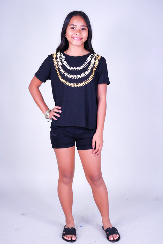 PUAKENIKENI 3 STRAND LEI TEE | KIDS SIZE 7-16