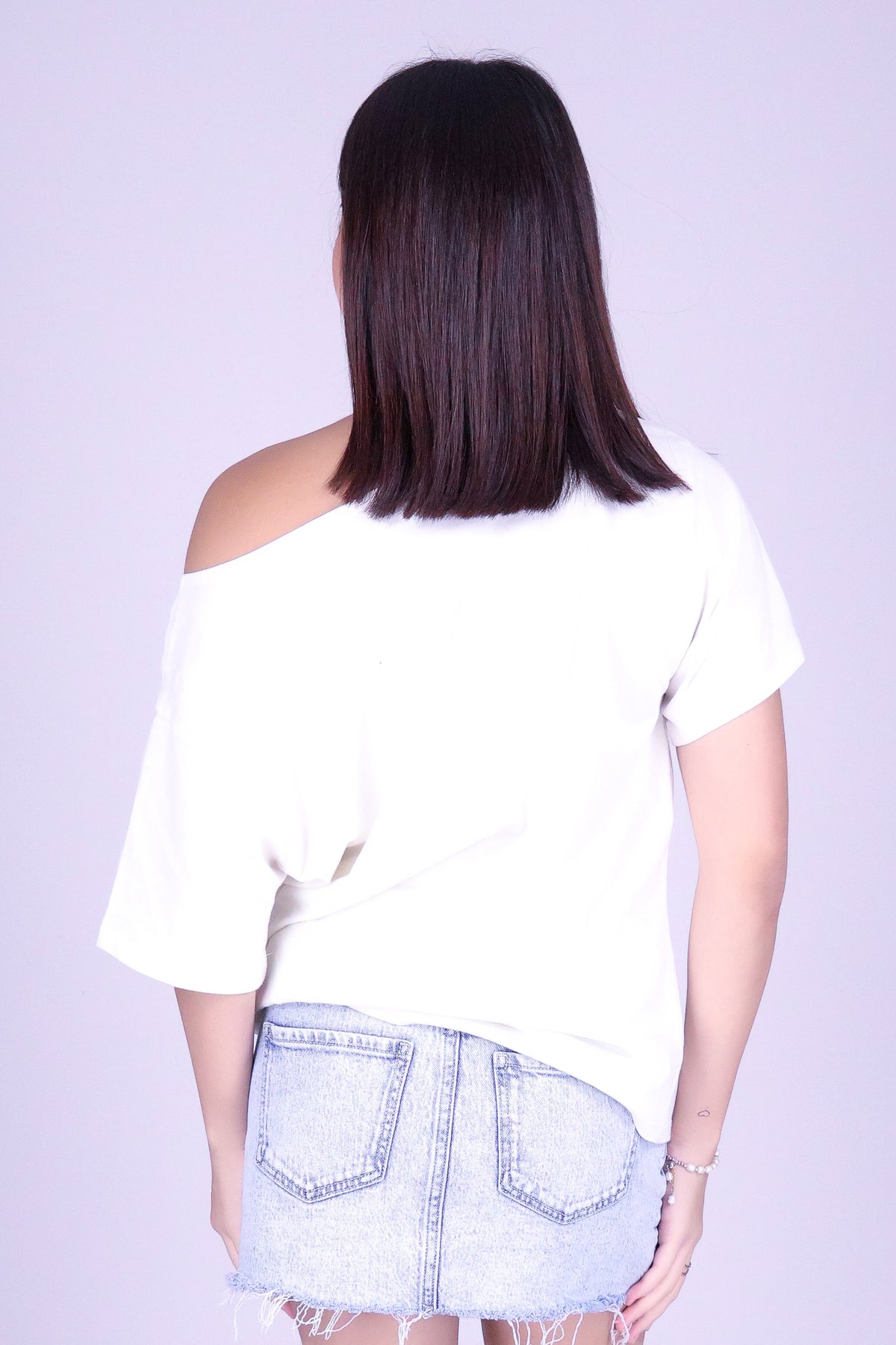 3 HIBISCUS OVERSIZED OFF SHOULDER TEE