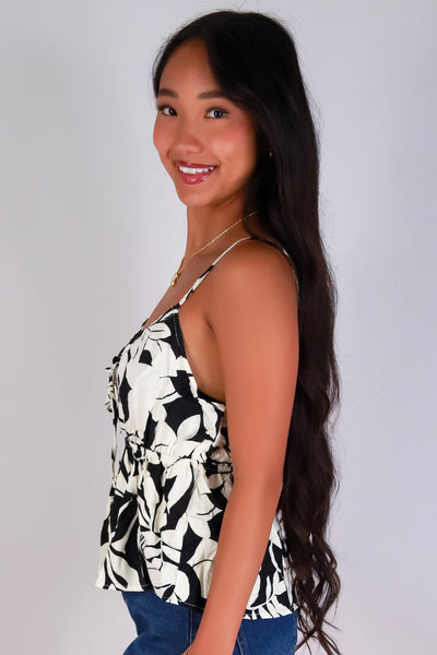 Jeans Warehouse Hawaii - TANK PRINT WOVEN CASUAL TOPS - PRESSED PETALS TOP | By STYLE TREE INC