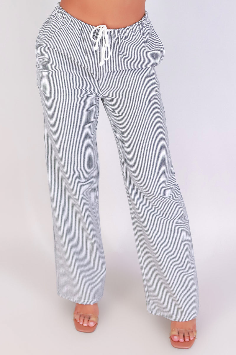 Jeans Warehouse Hawaii - PRINT WOVEN PANTS - WANDERLIGHT PANTS | By STYLE MELODY