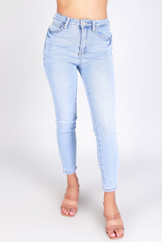 MELISSA BUTT-LIFT JEANS