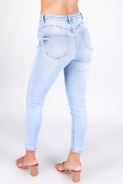 MELISSA BUTT-LIFT JEANS