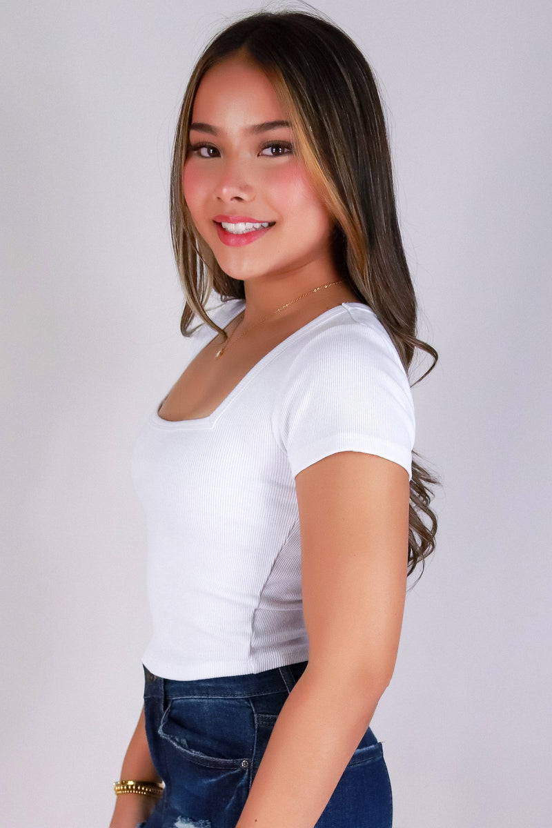 Jeans Warehouse Hawaii - SS CASUAL SOLID - PRETTY EDGES TOP | By CRESCITA APPAREL/SHINE I
