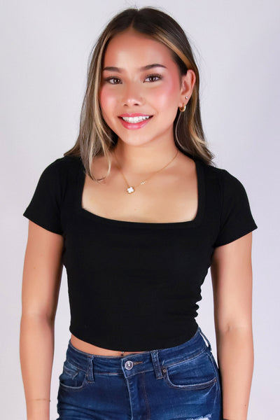 Jeans Warehouse Hawaii - SS CASUAL SOLID - PRETTY EDGES TOP | By CRESCITA APPAREL/SHINE I