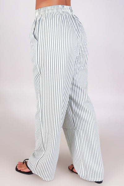 Jeans Warehouse Hawaii - PRINT WOVEN PANTS - PIN IT DOWN PANTS | By SUPERLINE