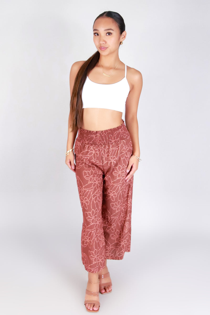 GARDENIA SMOCKED WAIST CAPRI&