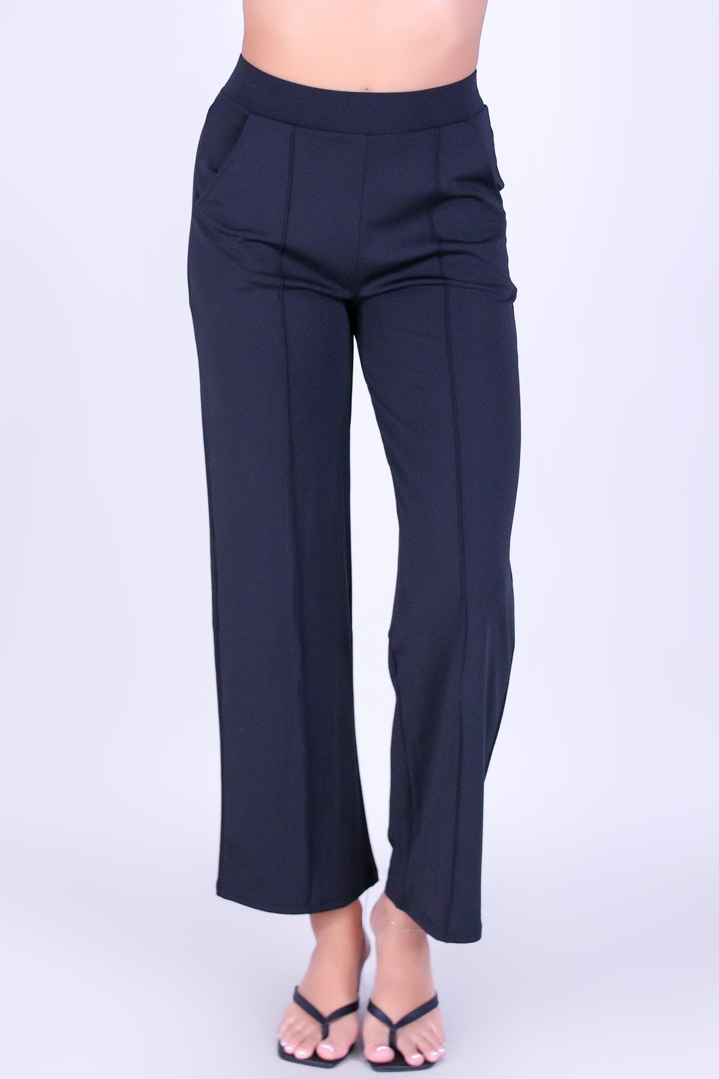 THE SOLID STAPLE PANTS