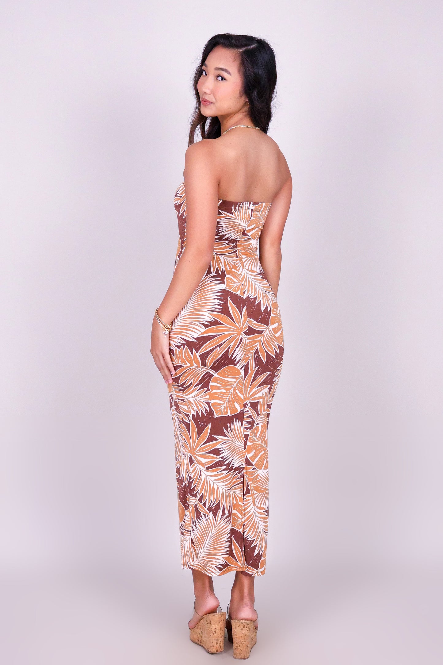 EFFORTLESS LINE MIDI TUBE DRESS