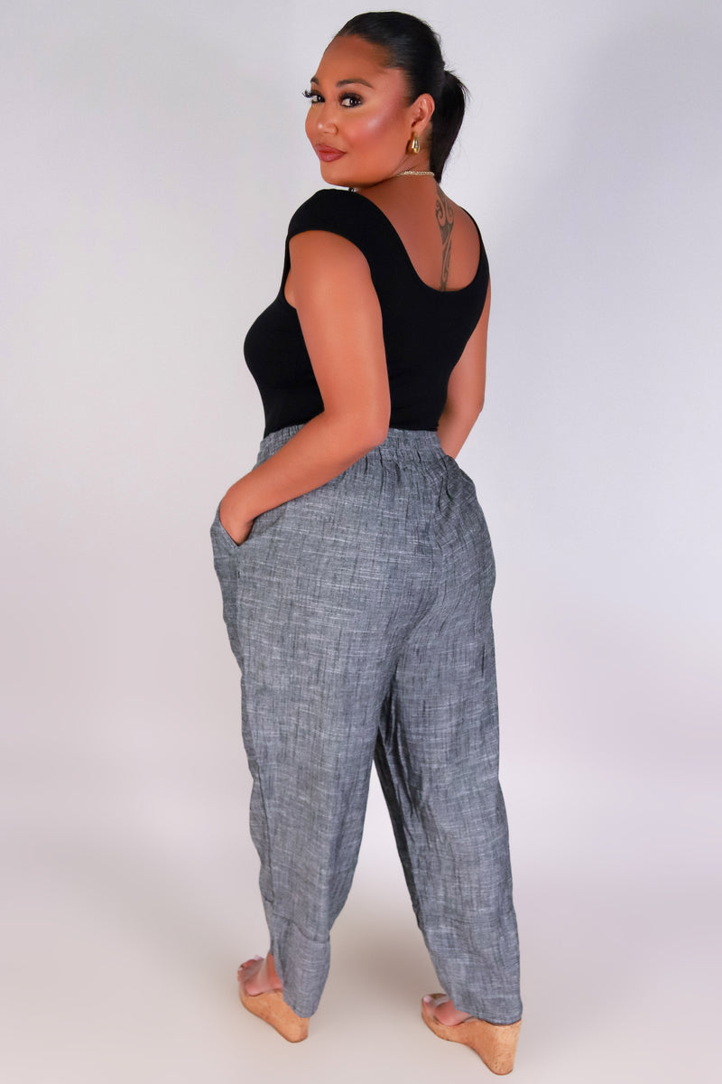 Jeans Warehouse Hawaii - PLUS PLUS WOVEN CASUAL CAPRIS - PETAL WALK CAPRIS | By YMI JEANS