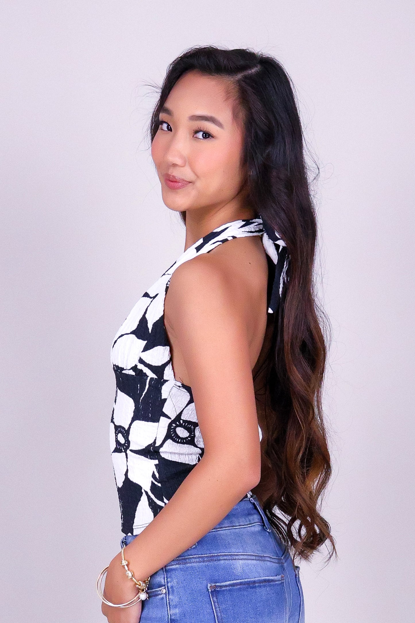SUNSET BLOOM HALTER TOP