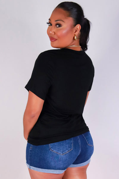 Jeans Warehouse Hawaii - PLUS S/S SCREENS - LOKELANI PIKAKE LEI TEE | By LUZ