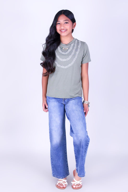 3 STRAND OUTLINED PIKAKE LEI TEE | KIDS SIZE 2-16