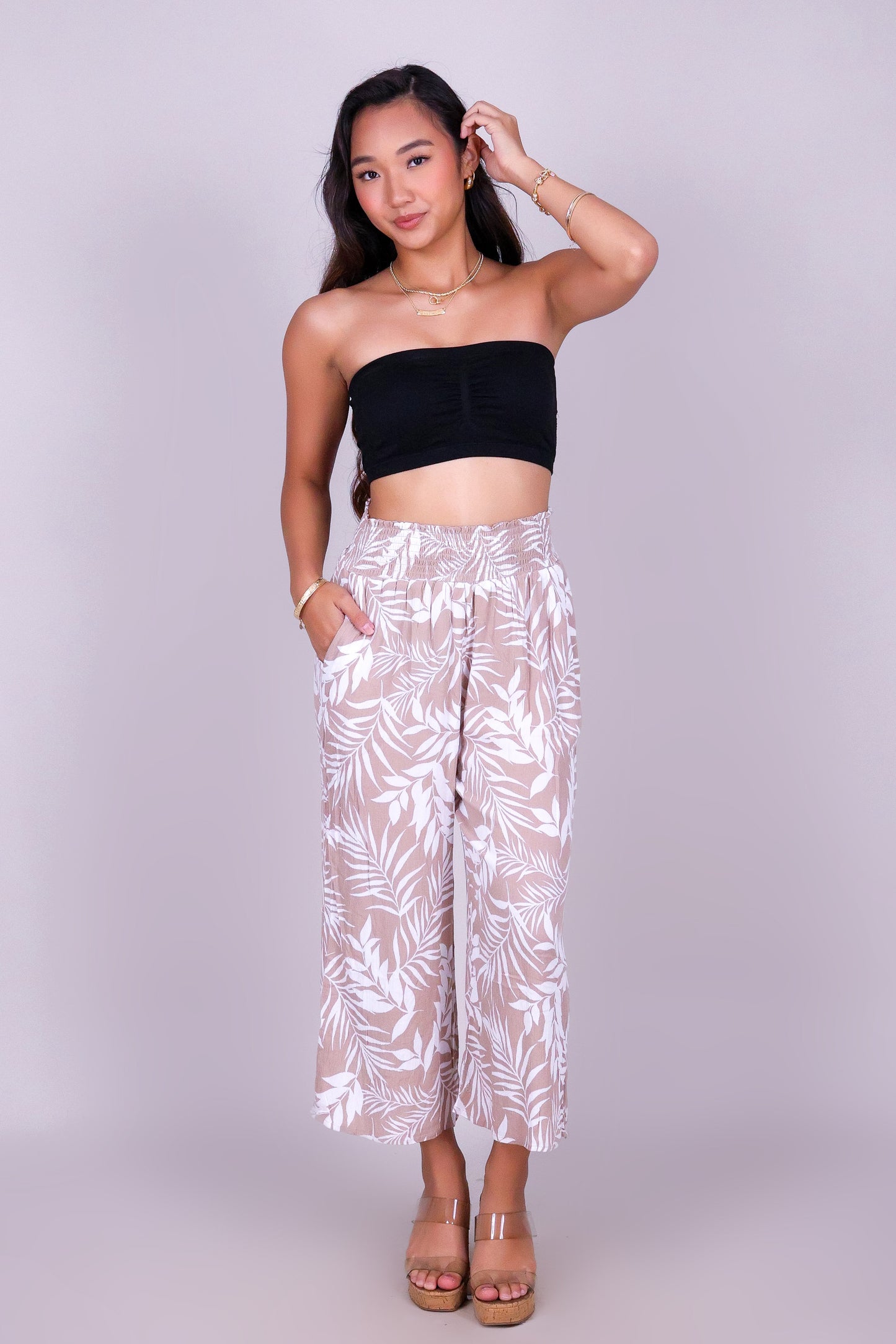TROPIC LEAF CAPRI'S