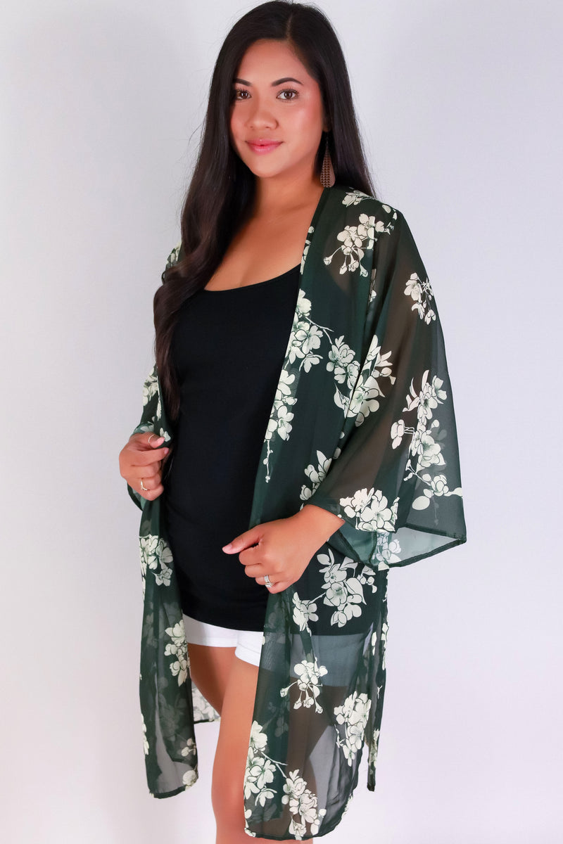 Jeans Warehouse Hawaii - PLUS S/S PRINT WOVEN TOPS - SAKURA CHIFFON CARDIGAN | By LUZ