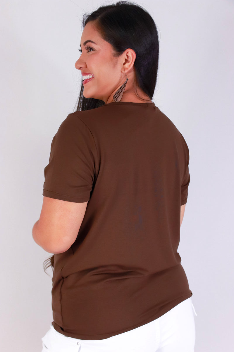 Jeans Warehouse Hawaii - PLUS S/S SCREENS - PUAKENIKENI 3 STRAND LEI TEE | By LUZ