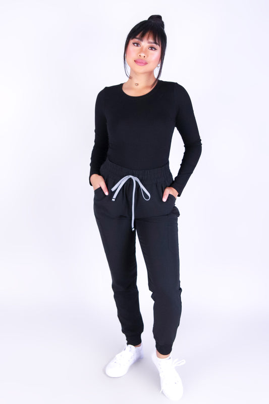 EVERYDAY HEALING SCRUB JOGGER