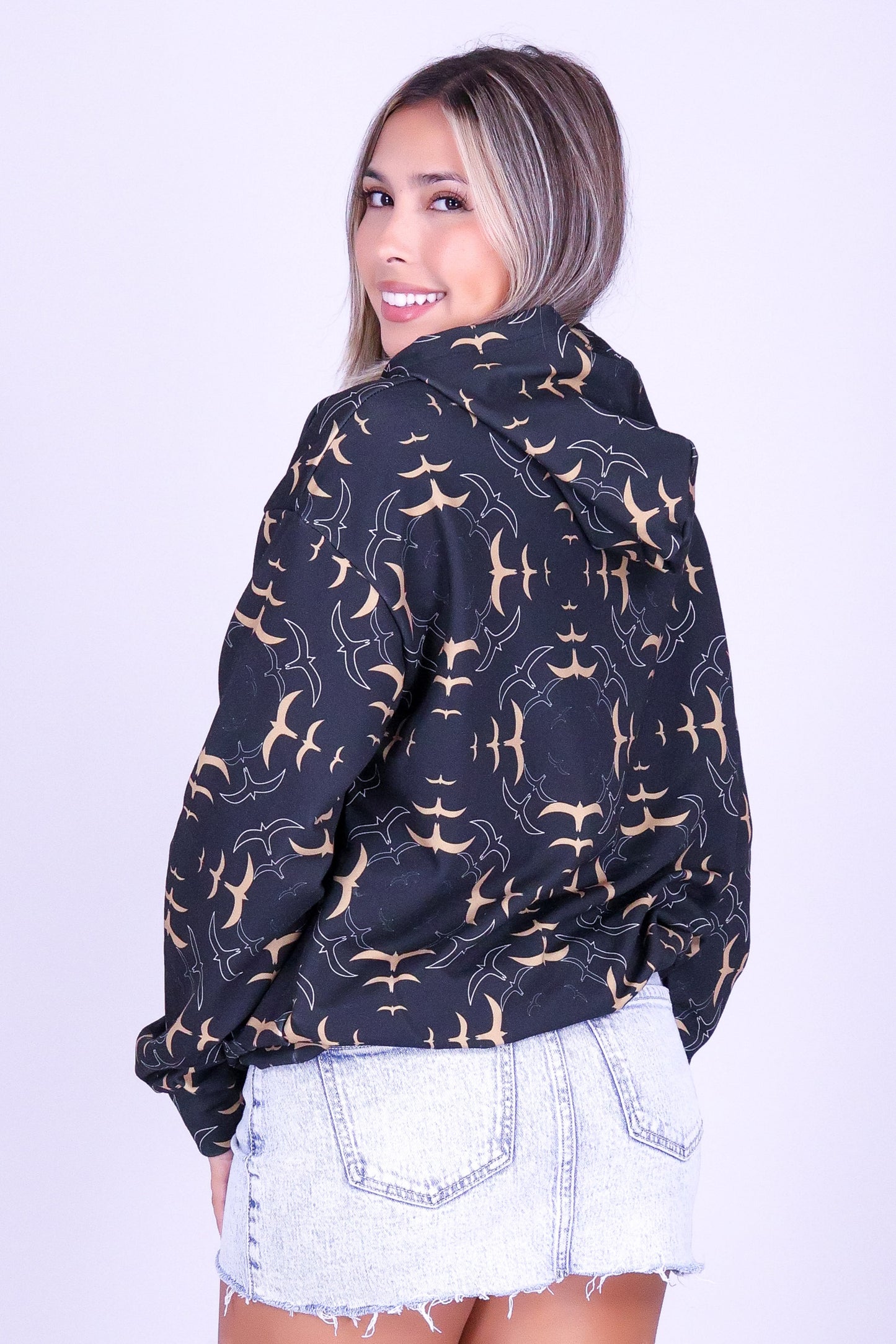 IWA CIRCLE OVERSIZED HOODIE