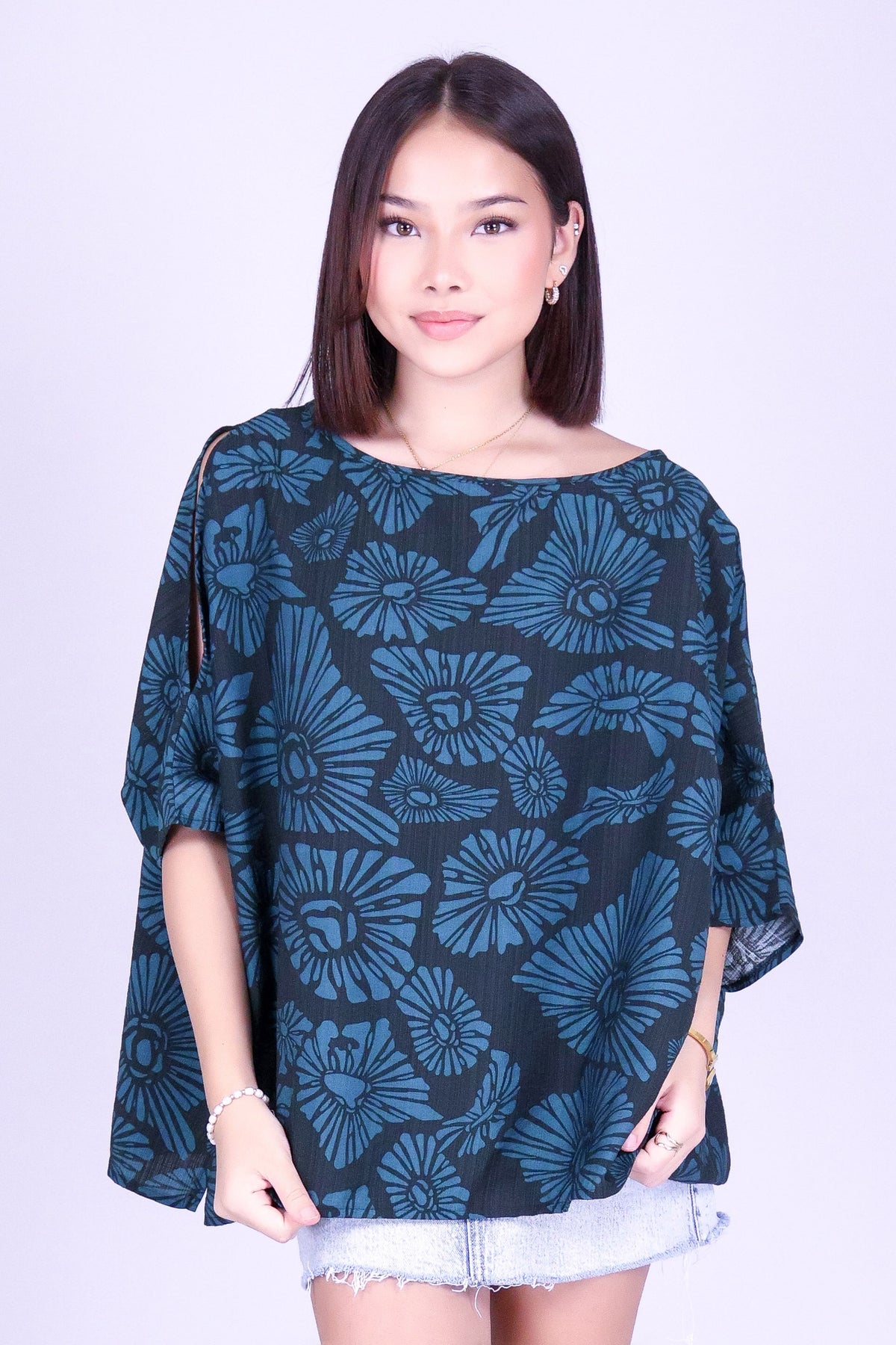 ISLAND OPIHI SHELLS COLD SHOULDER TOP