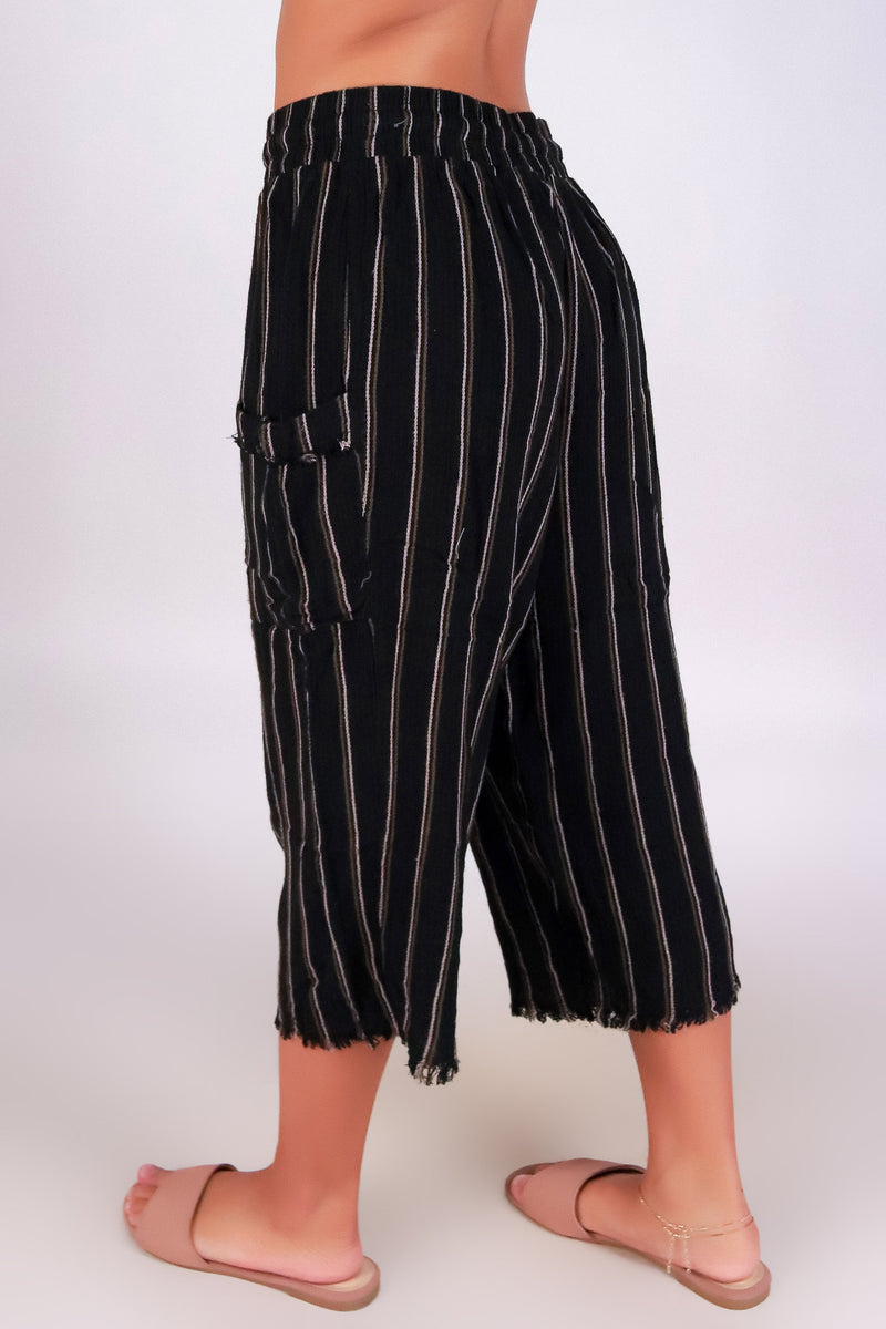 Jeans Warehouse Hawaii - PRINT WOVEN CAPRI&