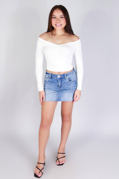 CAREFREE CROP OFF SHOULDER TOP