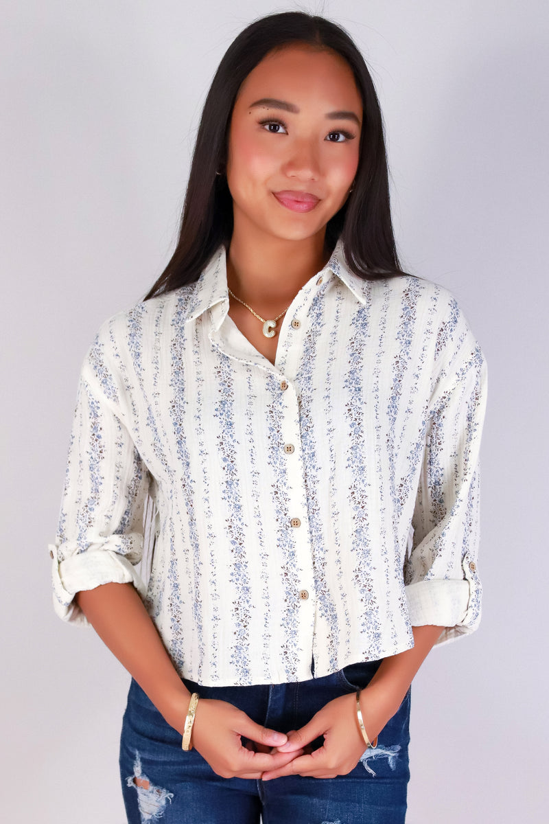 Jeans Warehouse Hawaii - L/S PRINT WOVEN CASUAL TOPS - FLORAL FIX TOP | By PASSPORT/MS BUBBLES
